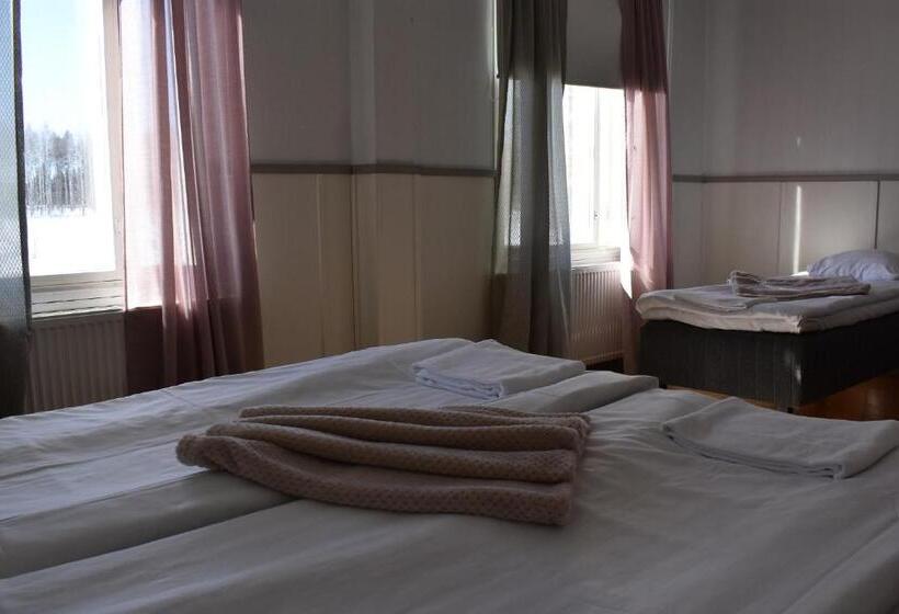 اتاق استاندارد چهارنفره با سرویس بهداشتی مشترک, Kartanohostel Annacatharina