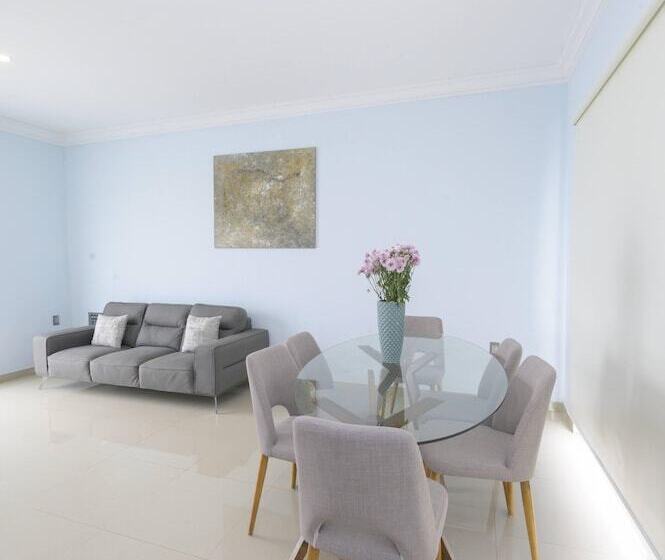 سوئیت پرزیدنت, Suites De La Parra