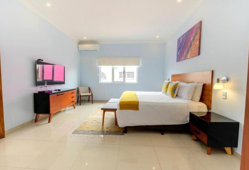 سوییت لوکس, Suites De La Parra