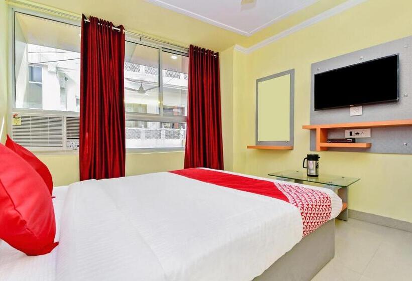 Habitació Triple Clàssica, O Suraj Villa