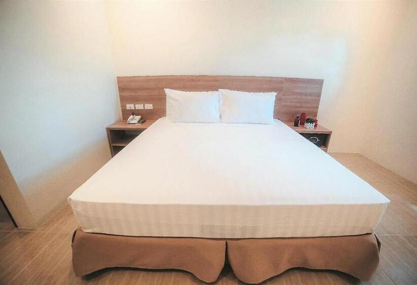 اتاق اجرایی سه نفره, Trip Inn Near Airport Or City Center