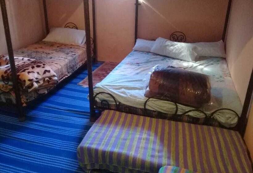 تختخواب در اتاق مشترک, Gite Kalaa   Hostel   Adults Only