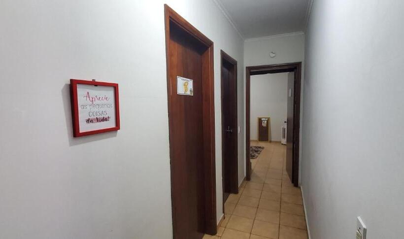 اتاق استاندارد, Hostel Bauru