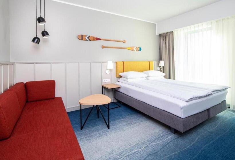Premium room with river view, Holiday Inn Gdansk   City Centre, An Ihg