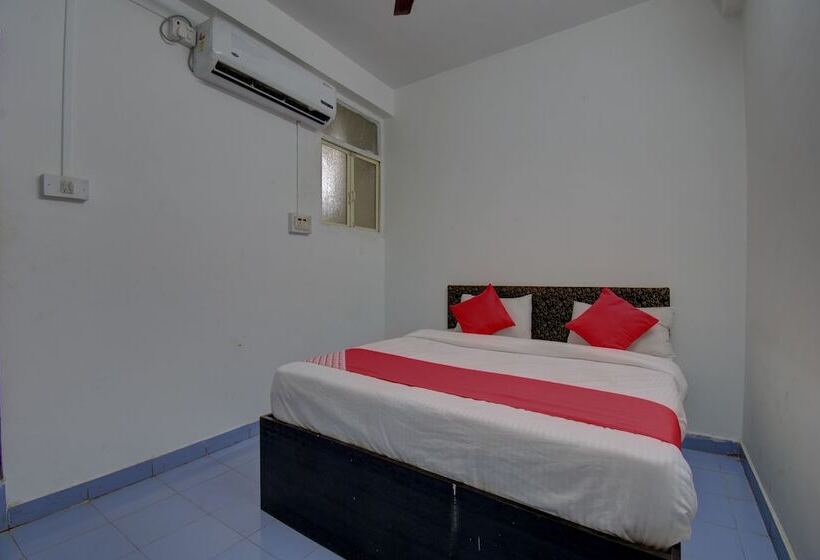 Standard Single Room Single Bed, Lucky Star By Oyo Rooms