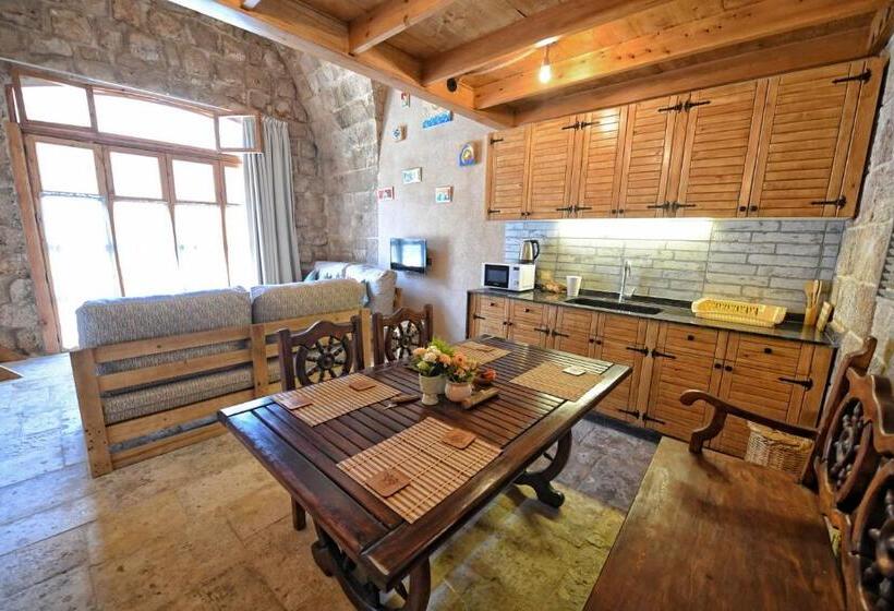 اتاق استاندارد با چشم‌انداز باغ, Old Town Guest Houses