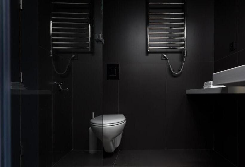 استودیوی لوکس, Quinta Dos Peixes Falantes