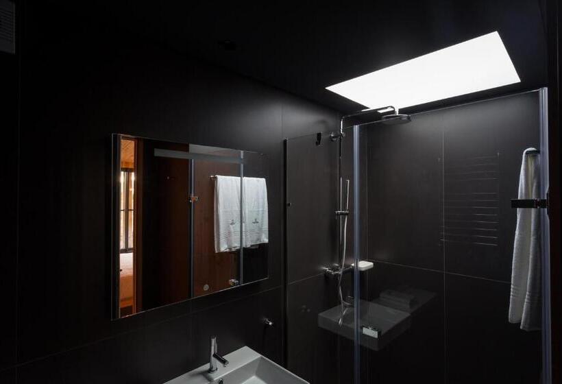 استودیوی لوکس, Quinta Dos Peixes Falantes