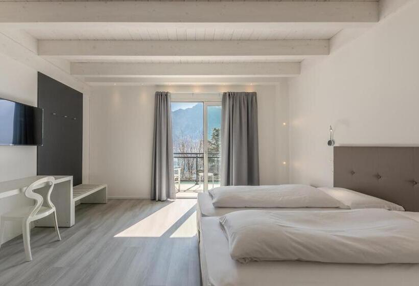 اتاق لوکس با چشم‌انداز دریاچه, La Gardenia & Villa Oleandra