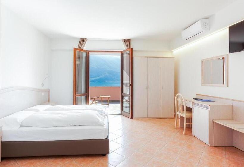 اتاق استاندارد با تخت بزرگ, La Gardenia & Villa Oleandra