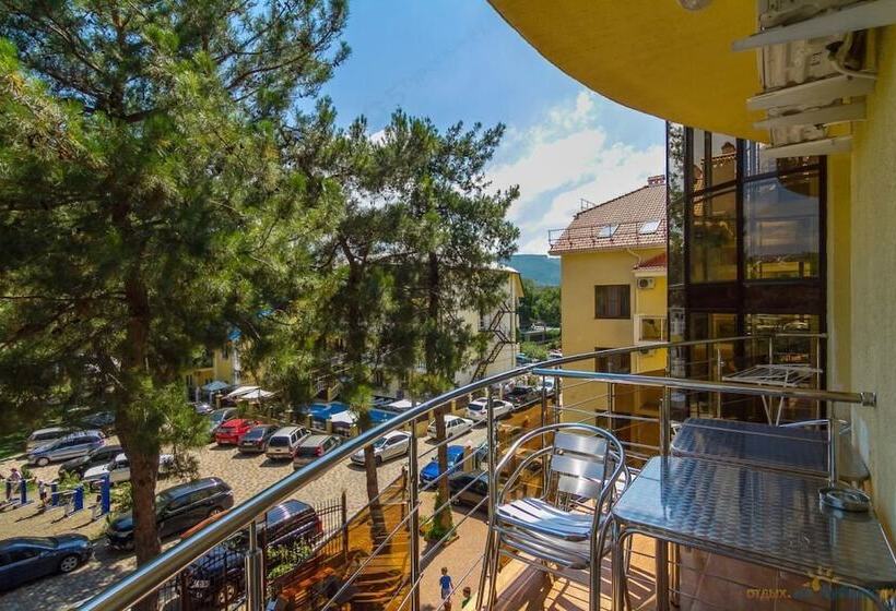 سوییت خانوادگی, Prometey 1