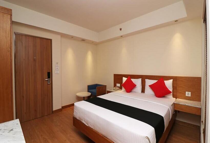 Standard Room Double Bed City View, The Orion Plaza   Nehru Place