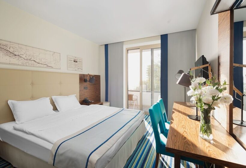 اتاق استاندارد با چشم‌انداز کوهستان, Lavicon Hotel Collection