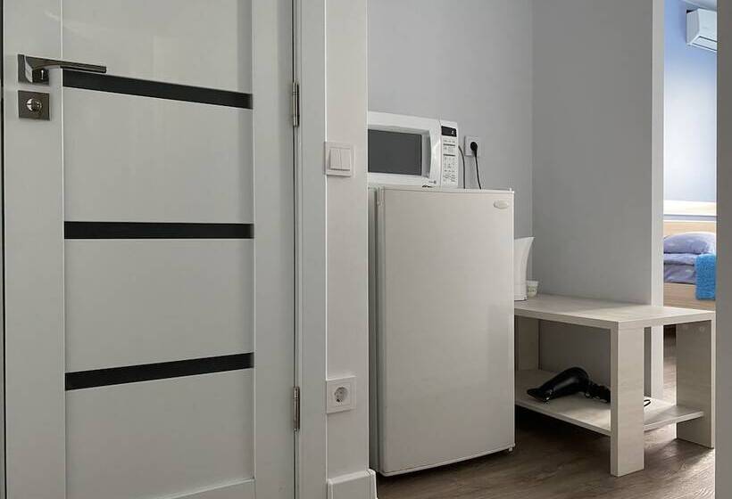 اتاق استاندارد با چشم‌انداز دریا, Hostel Abordage