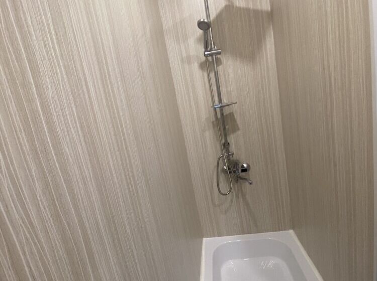 اتاق استاندارد با چشم‌انداز دریا, Hostel Abordage