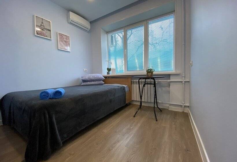 اتاق استاندارد با چشم‌انداز دریا, Hostel Abordage