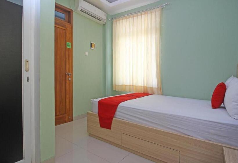 اتاق استاندارد, Reddoorz Near Solo Balapan Station
