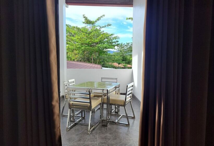 اتاق استاندارد با چشم‌انداز استخر, Fernvale Leisure Club And Resort