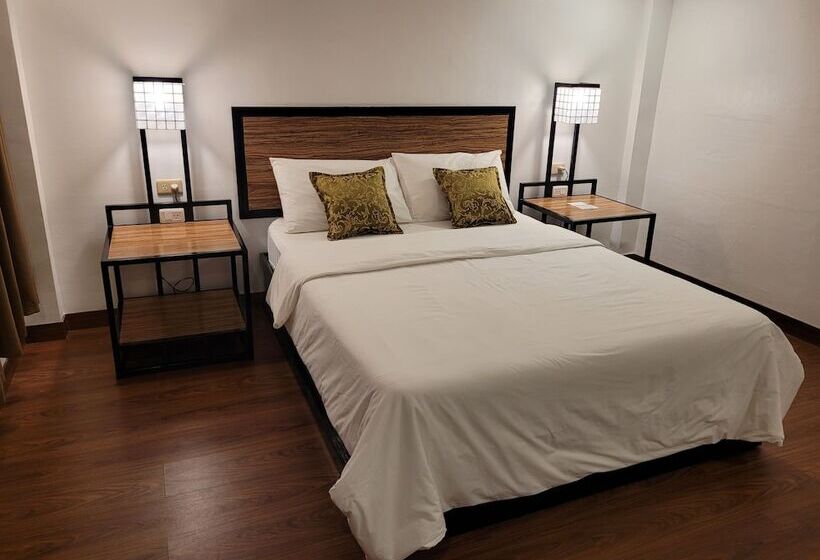 اتاق استاندارد با چشم‌انداز استخر, Fernvale Leisure Club And Resort