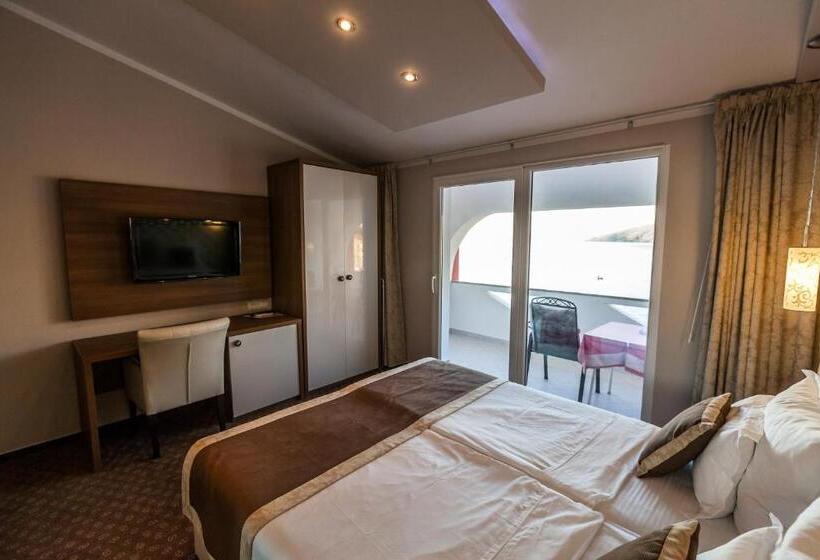 اتاق استاندارد با چشم‌انداز دریا, Rooms Nadia
