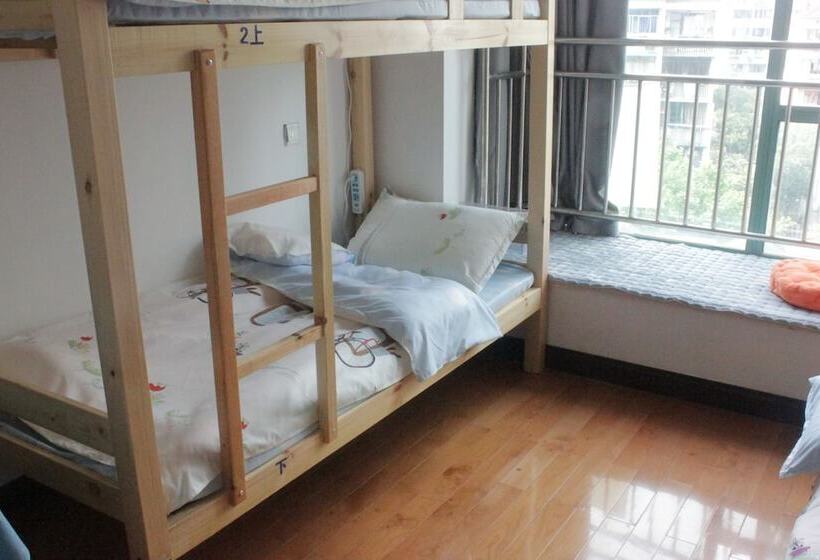 اتاق استاندارد, Shanghai Lost International Youth Hostel