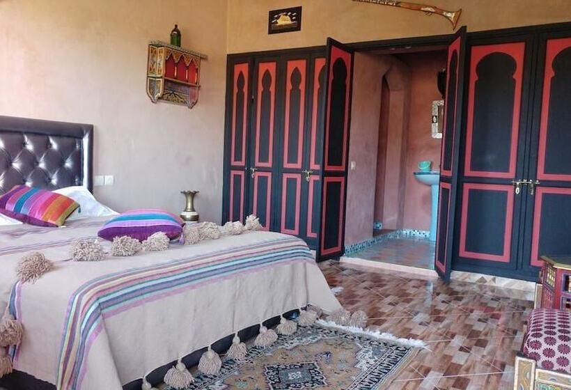 اتاق عادی, Dar Soulaimane