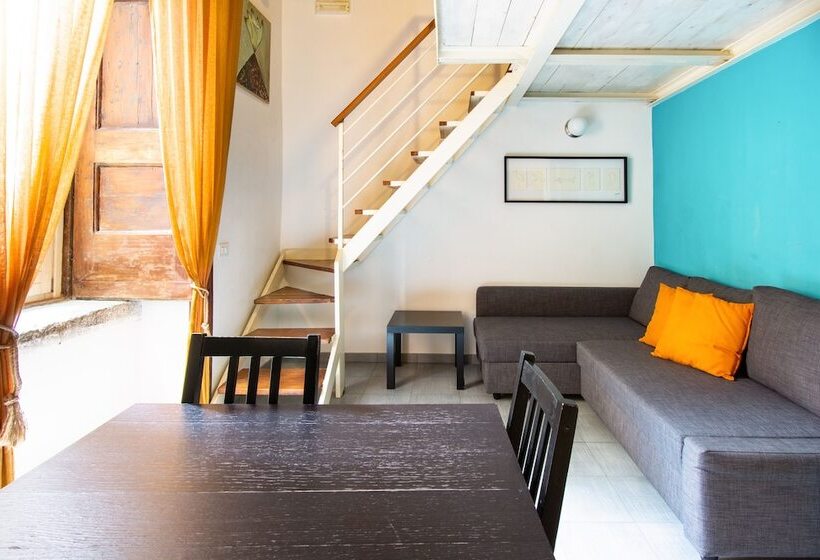 اتاق استاندارد چهار تخته, Napoli Napoli Rooms