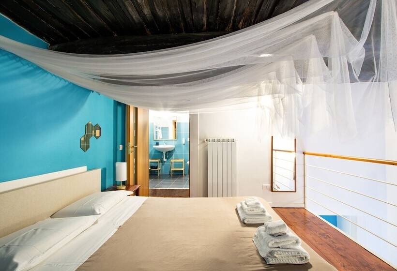 اتاق استاندارد چهار تخته, Napoli Napoli Rooms
