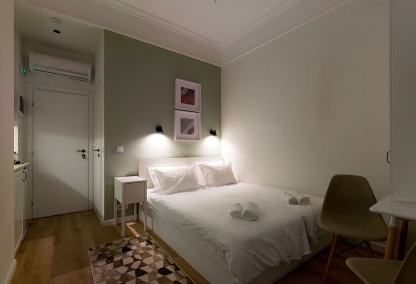 استودیوی استاندارد با تخت دوبل, Dinostratus House