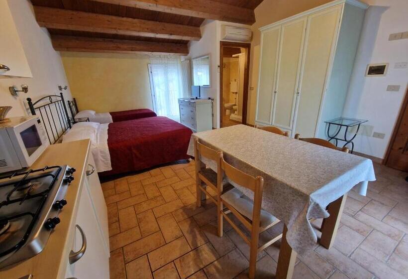 استودیوی استاندارد, Agriturismo E Cantina La Sabbiona