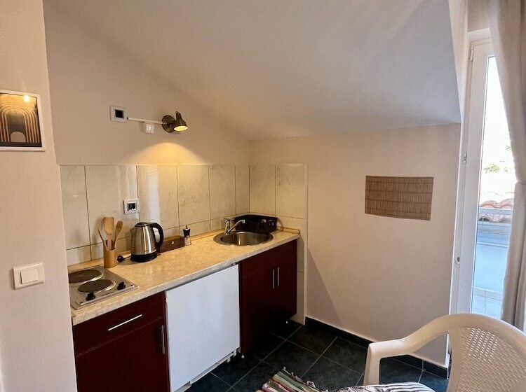 آپارتمان راحتی 1 خوابه, Villa Merci Budva