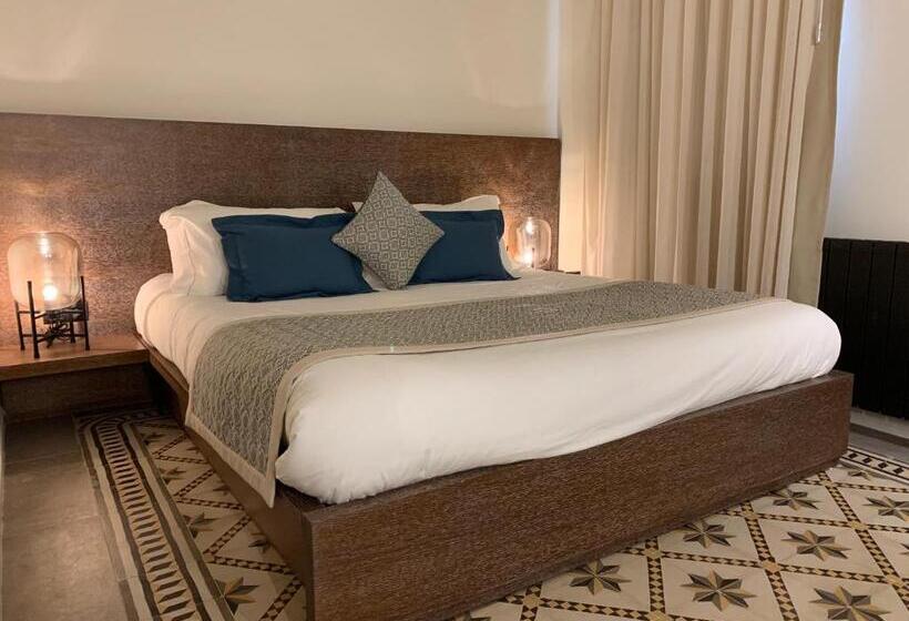 اتاق استاندارد با تخت بزرگ, El Boutique