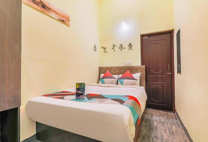 اتاق لوکس, Fabexpress Victoria With Pool   Nr Baga Beach