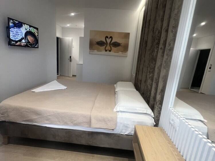 اتاق لوکس, Ilio Boutique