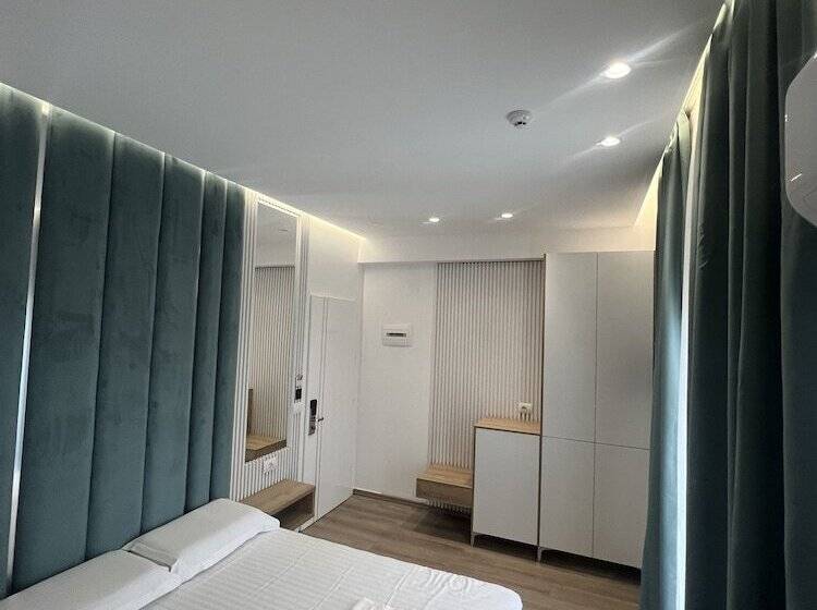 اتاق لوکس, Ilio Boutique