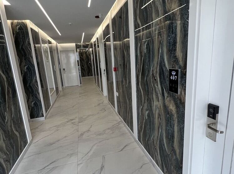 اتاق سوپریور با وان آب گرم, Ilio Boutique