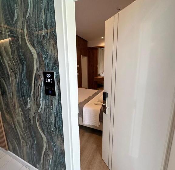 اتاق سوپریور با تخت بزرگ, Ilio Boutique