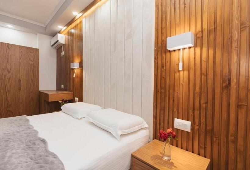 اتاق لوکس, Ilio Boutique