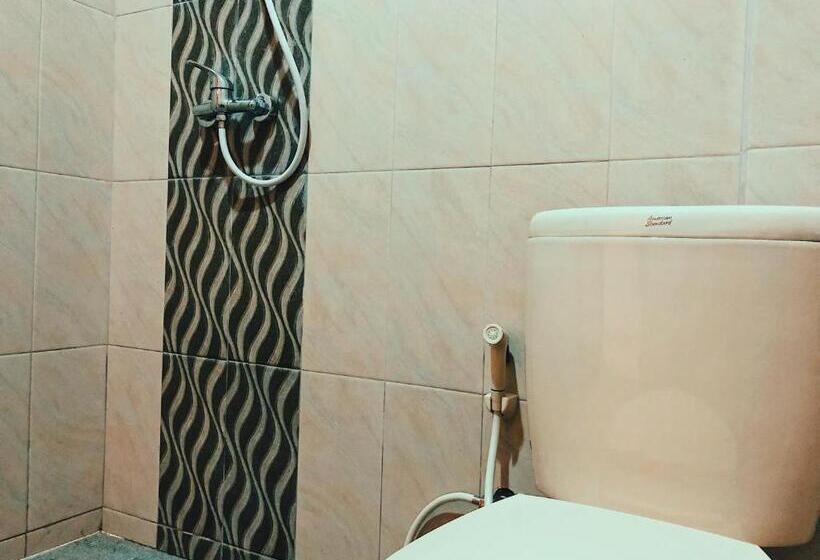 اتاق لوکس با تخت بزرگ, Perissos Echo Beach