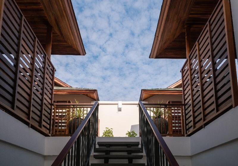 اتاق سوپریور, Banana Fan Sea Resort