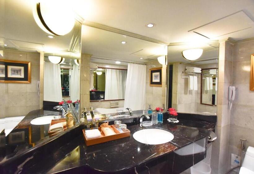 سوئیت با تخت بزرگ, Grand China Bangkok