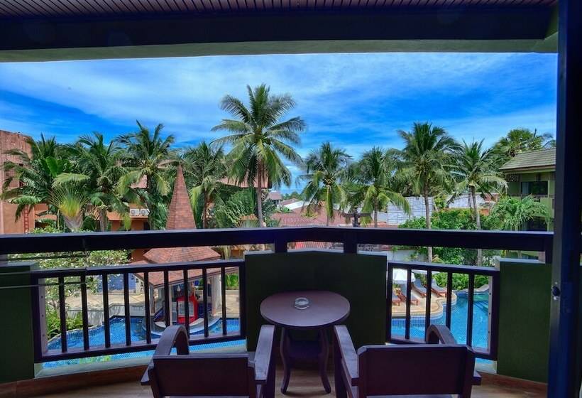 带泳池观景的豪华房, Phuket Island View Resort