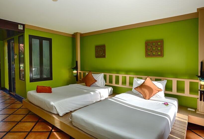 اتاق سوپریور با چشم‌انداز باغ, Phuket Island View Resort   Sha Extra Plus