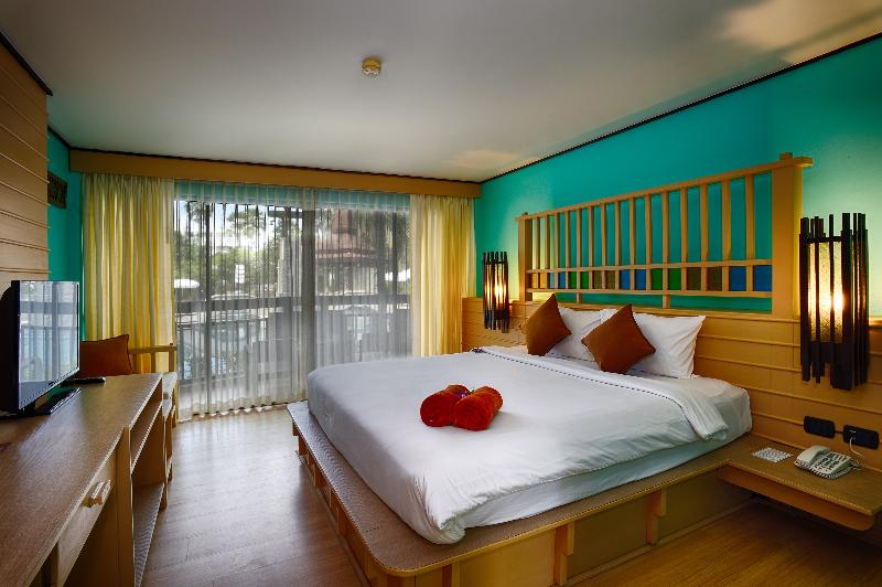 اتاق سوپریور با چشم‌انداز استخر, Phuket Island View Resort   Sha Extra Plus