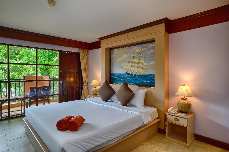 اتاق سوپریور با چشم‌انداز باغ, Phuket Island View Resort   Sha Extra Plus