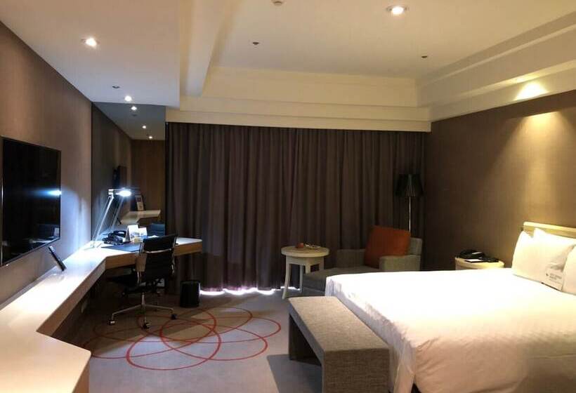 اتاق لوکس, Royal Hsinchu
