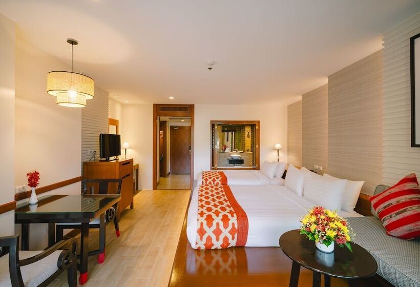 اتاق پریمیوم سه تخته, The Royal Paradise Hotel & Spa   Sha Extra Plus