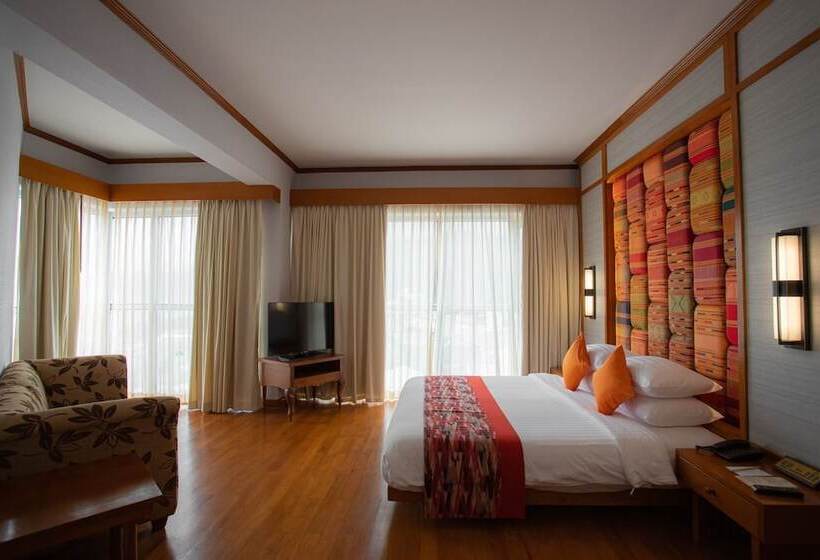 سوئیت مدیریتی 2 خوابه, The Royal Paradise Hotel & Spa   Sha Extra Plus
