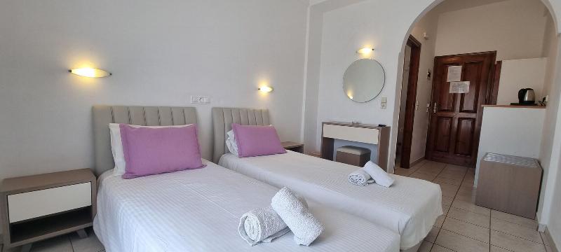 اتاق سوپریور با چشم‌انداز دریا, Impiana Beach Front Resort Chaweng Noi, Koh Samui