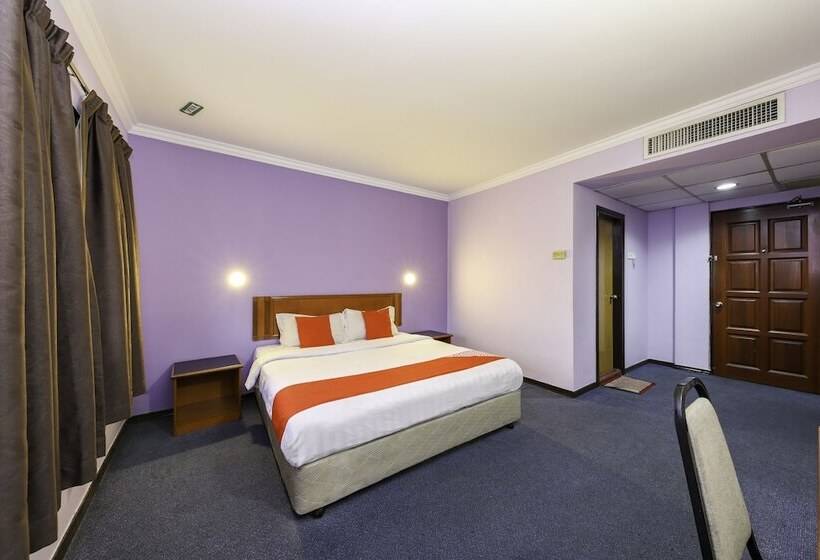 اتاق لوکس, Comfort Hotel 2 By Oyo Rooms